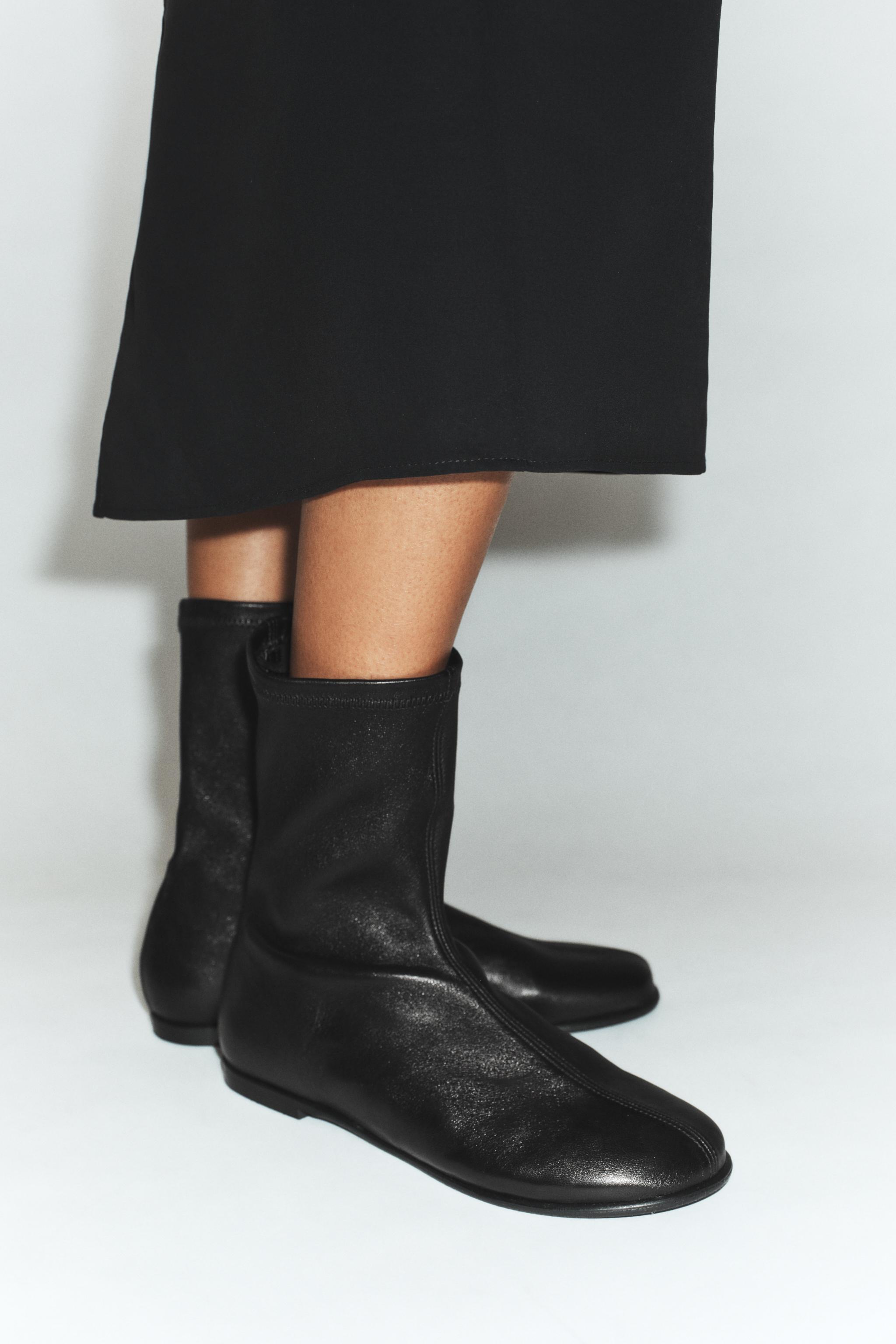 SOFT LEATHER ANKLE BOOTS